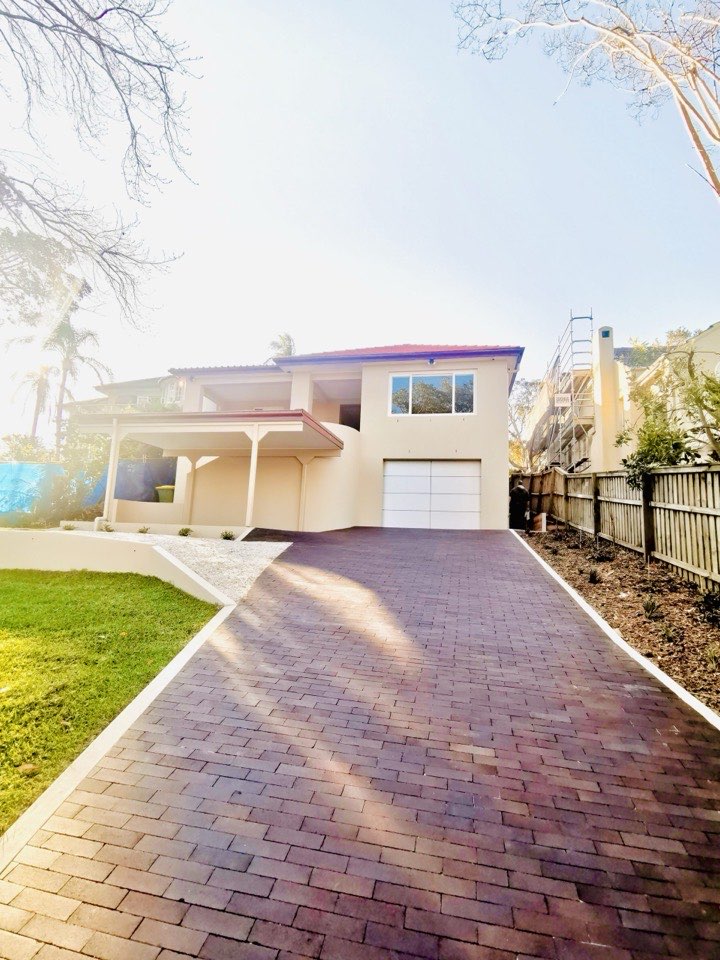 Huge Family Home in Gordon's prestigious east side
