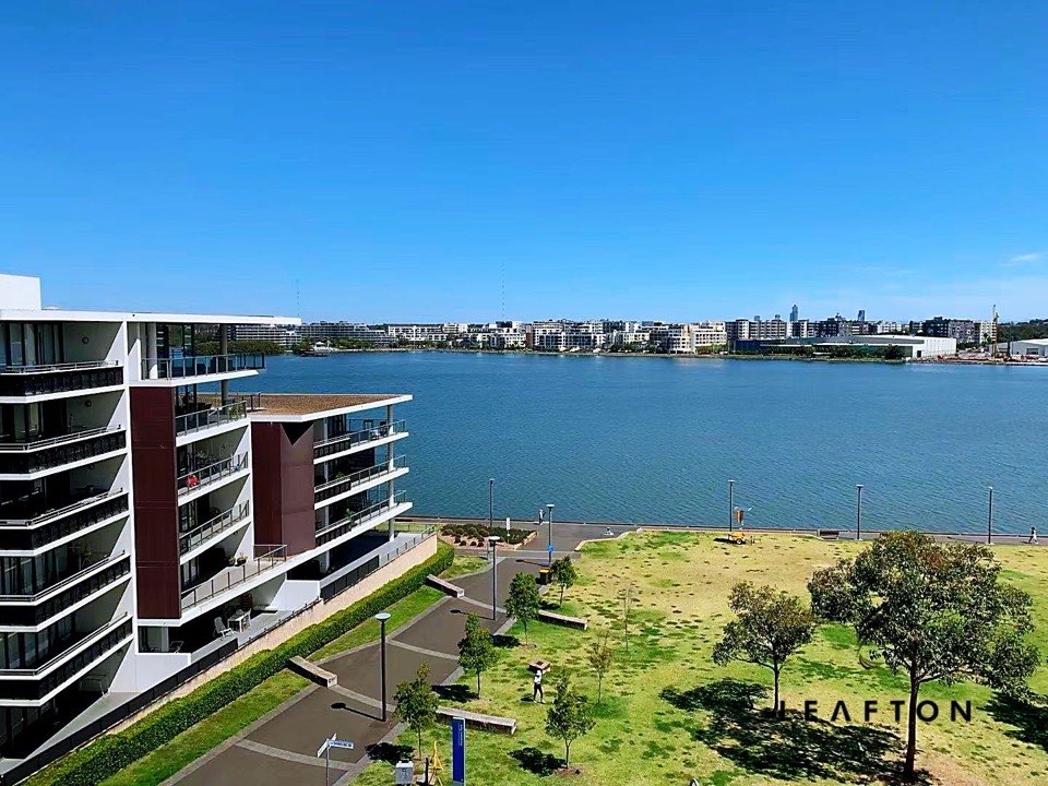 Rhodes 3 Bedroom For Sale | Shimmering Water Views