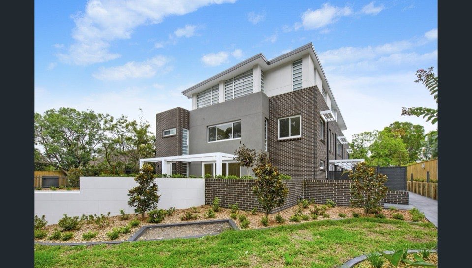 Extremely premium location townhouse at Pymble
